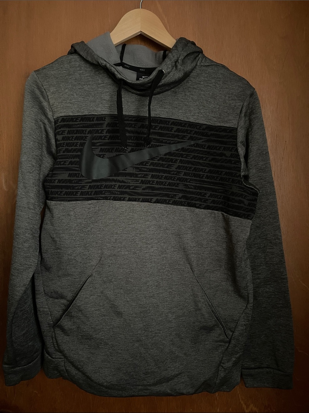 Nike Men's Dark Gray Pullover Hoodie with Black Swoosh